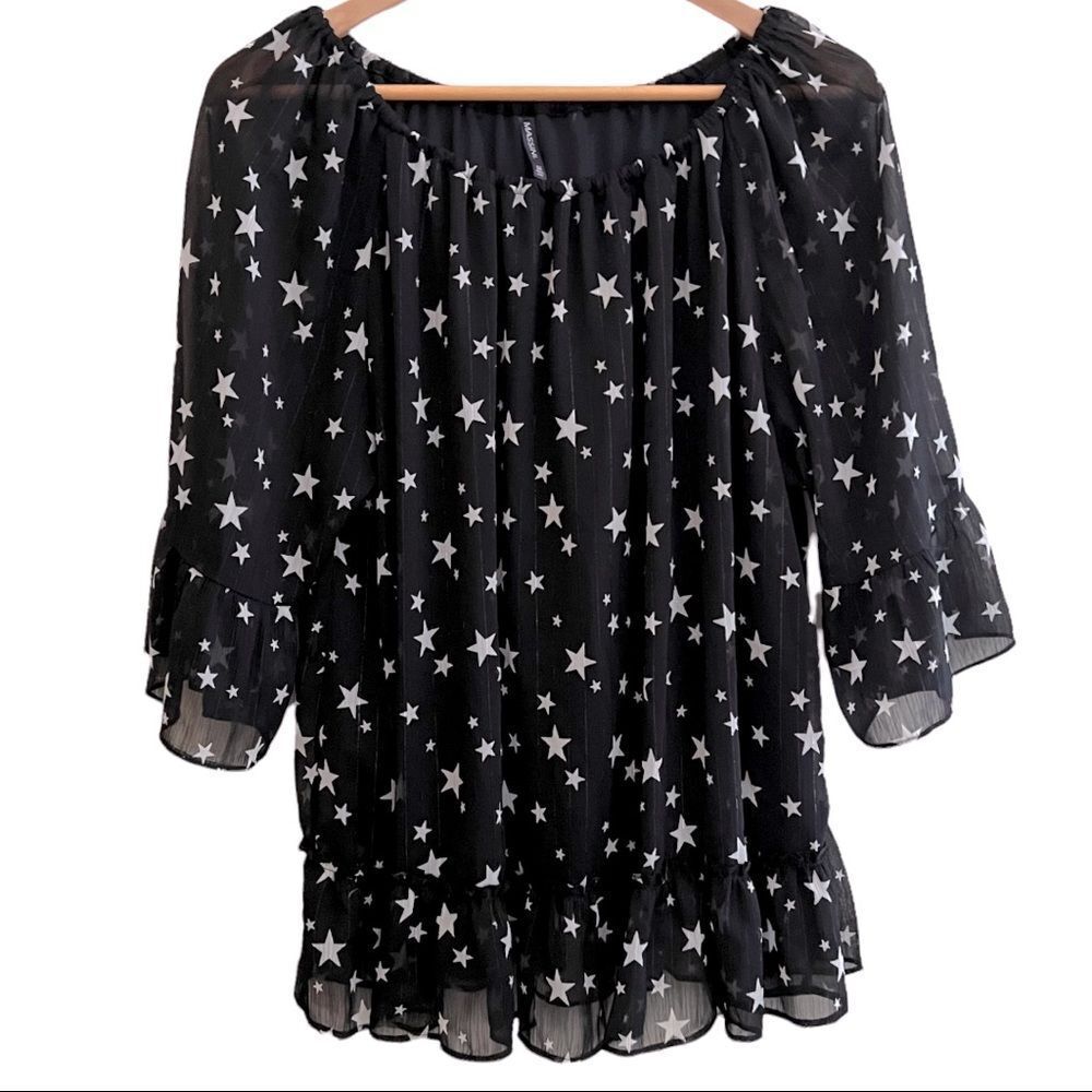 😊 3/$30 
Flowy Black Sheer lined Blouse Sz 1X